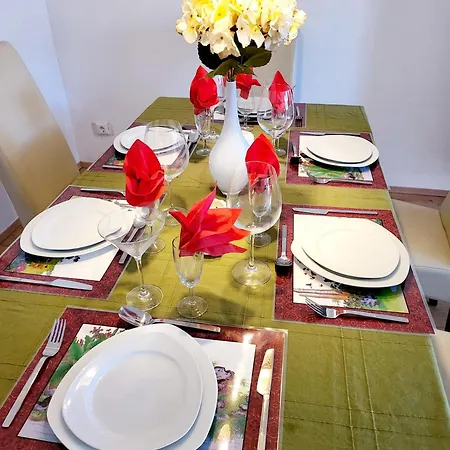 Garden Mountain In Schonach Center Apartment